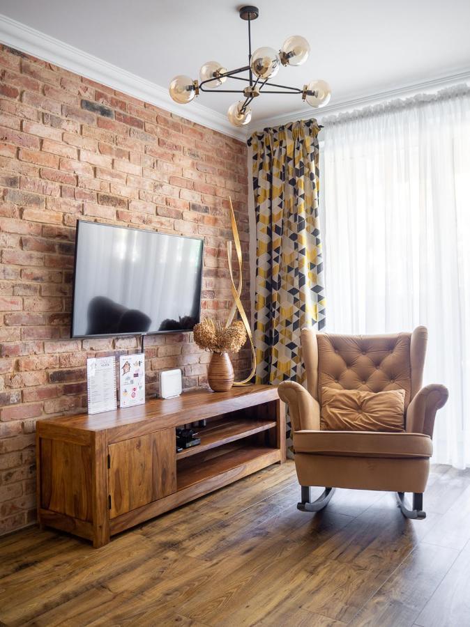 Brick House - Apartament Zoska Wrocław Buitenkant foto