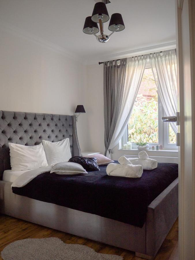 Brick House - Apartament Zoska Wrocław Buitenkant foto