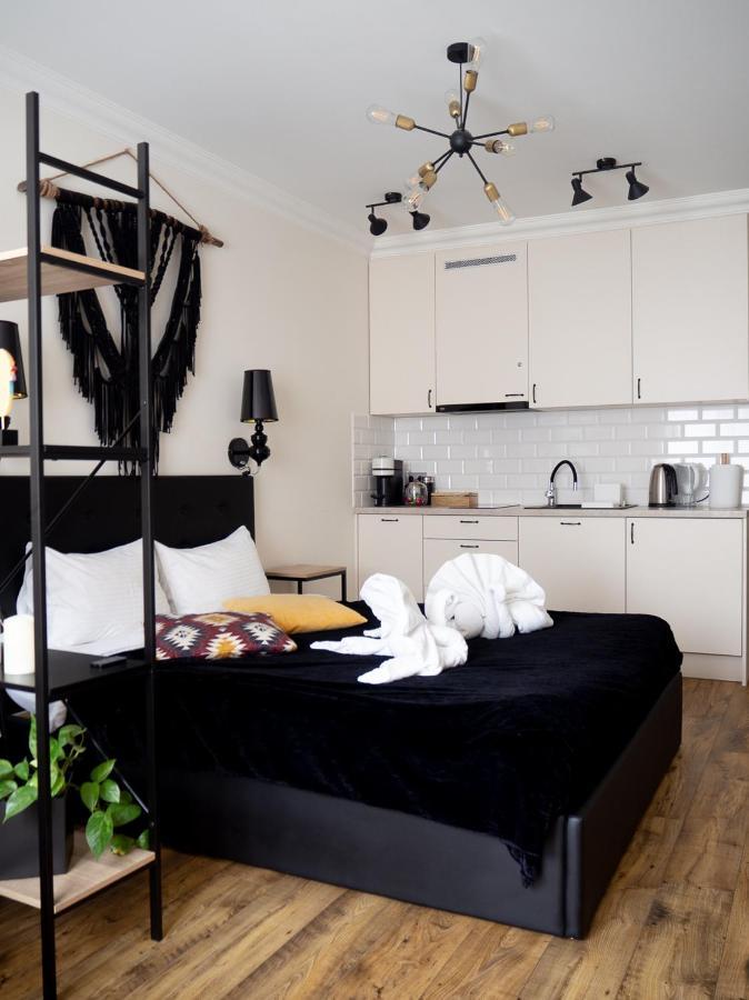 Brick House - Apartament Zoska Wrocław Buitenkant foto