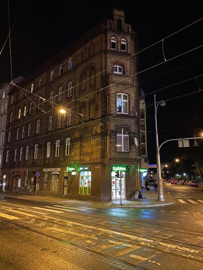 Brick House - Apartament Zoska Wrocław Buitenkant foto